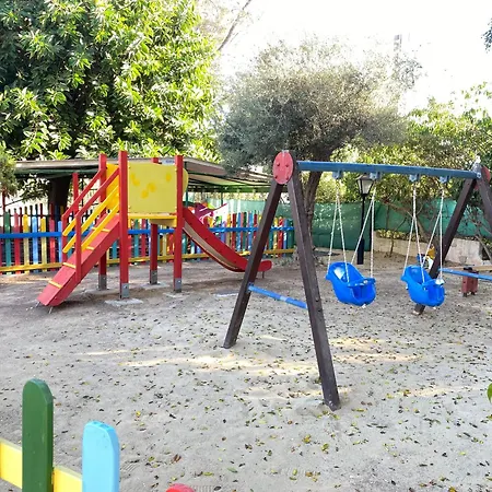 Tatil Evi Brand New Townhouse With Infrastructure