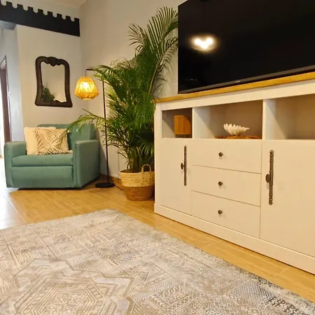 Brand New Townhouse With Infrastructure *
