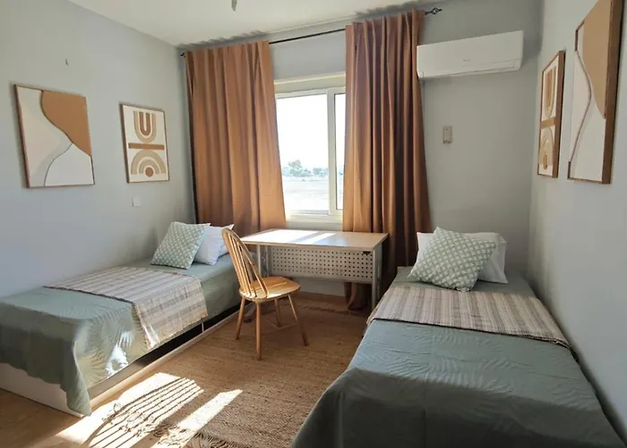 Brand New Townhouse With Infrastructure *